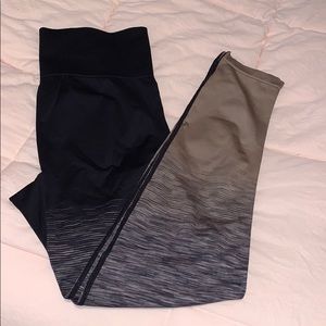 VS PINK Ultimate legging